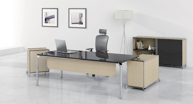 �ִ�ʵľ�칫̨